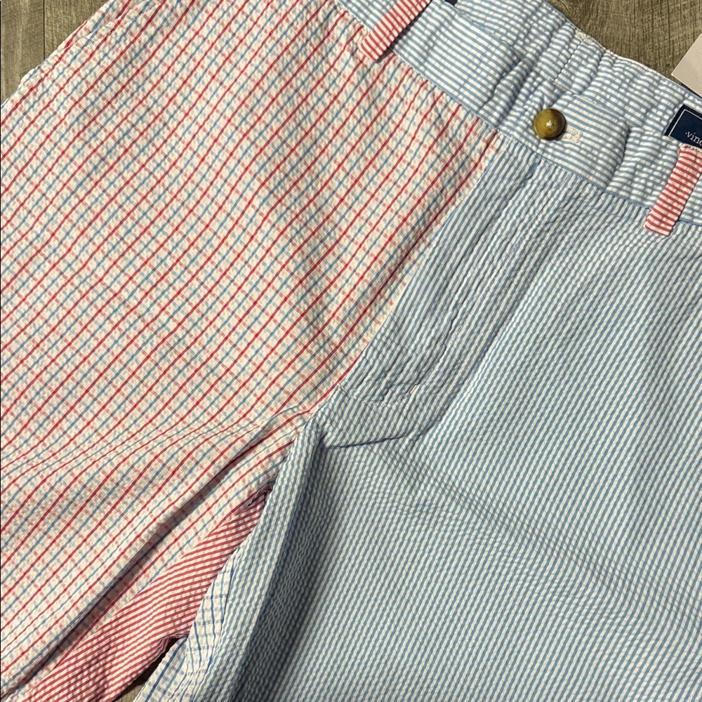 Vineyard Vines Men's Red and Blue Checkered Shorts - Picture 3 of 7